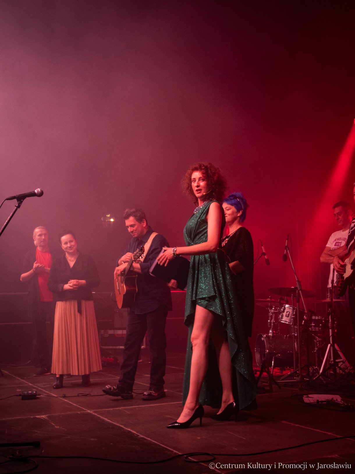 Jarmark Jarosławski - koncert Lubelska Federacja Bardów i Prowadząca