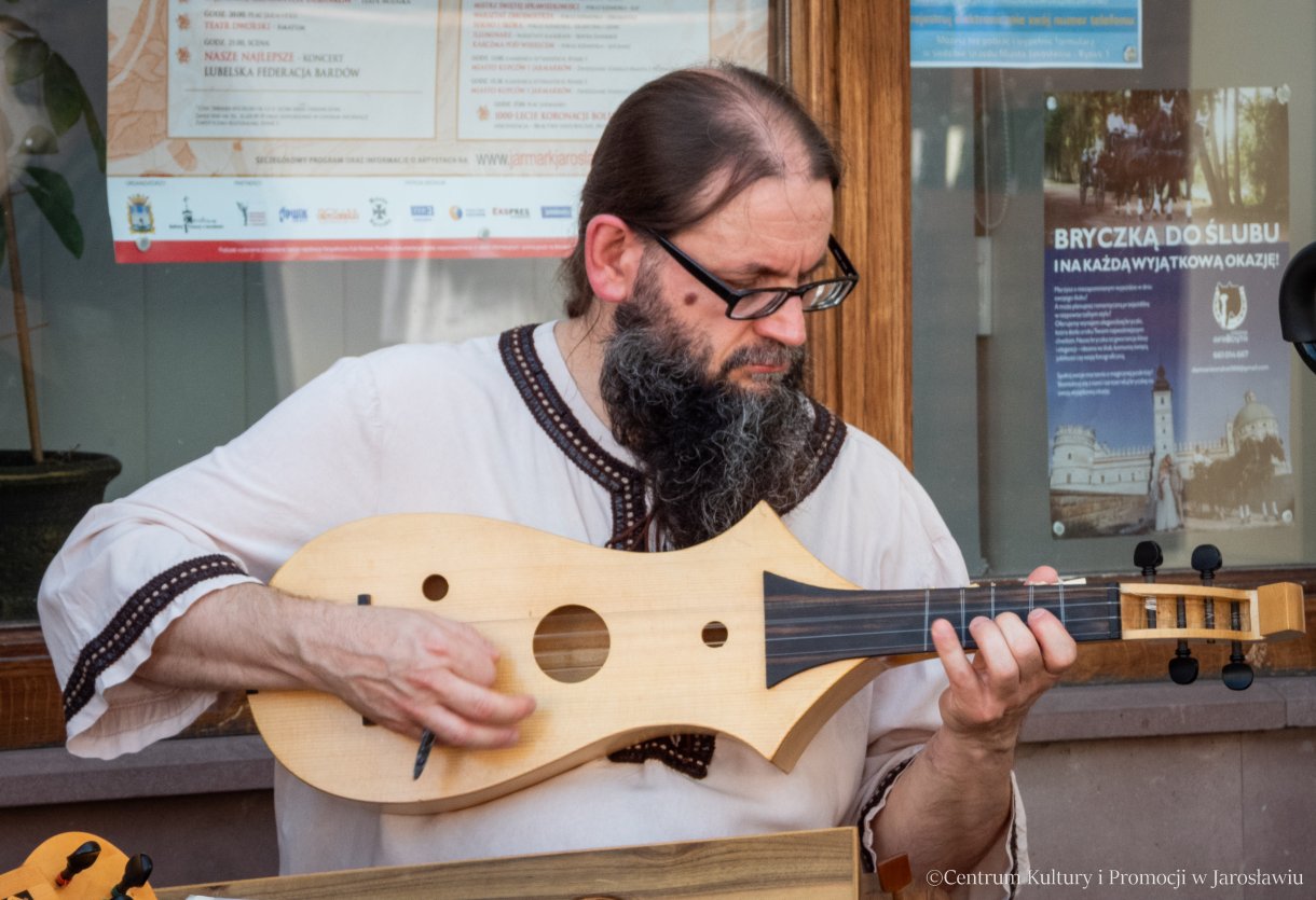 Jarmark Jarosławski - muzyczne improwizacje z vox angeli