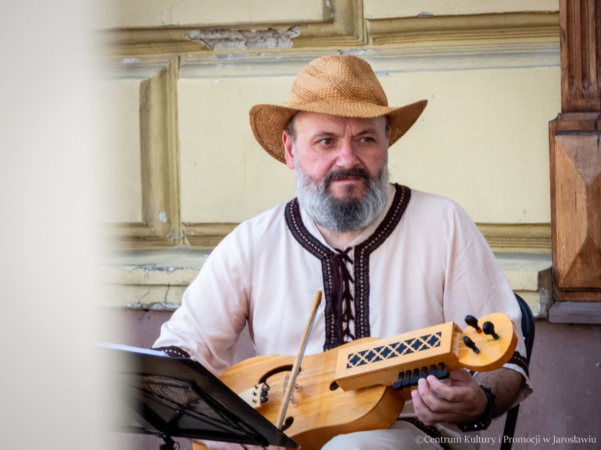 Jarmark Jarosławski - muzyczne improwizacje z vox angeli