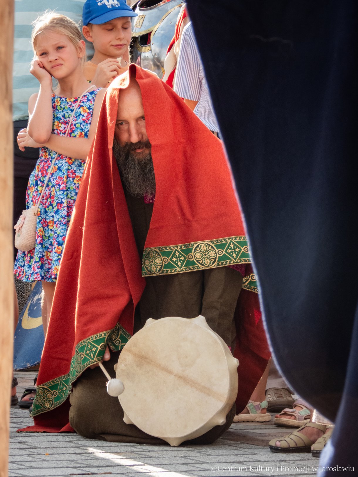Jarmark Jarosławski - inscenizacja 100-lecia koronacji Bolesława Chrobrego - postać dwornego grajka