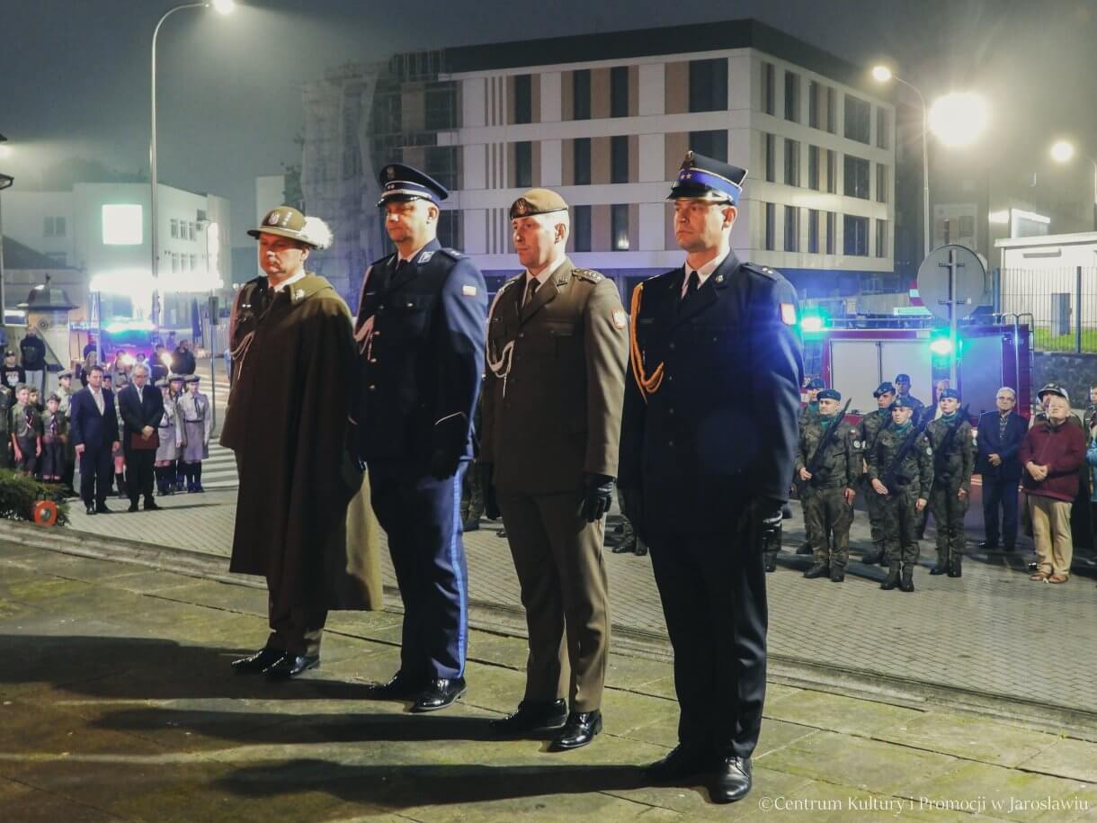 86. rocznica Wybuchu II Wojny Światowej - składanie kwiatów przez delegacje