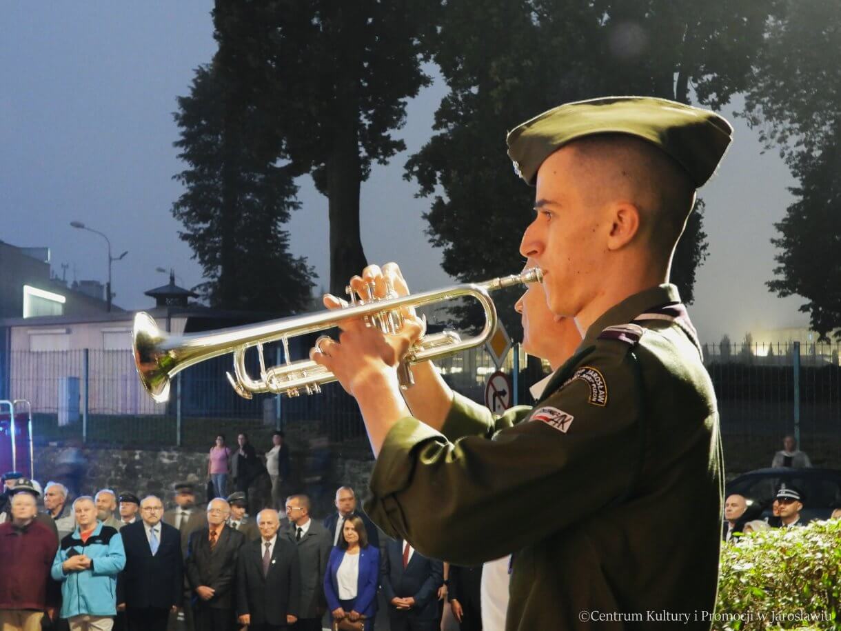 86. rocznica Wybuchu II Wojny Światowej - trębacz