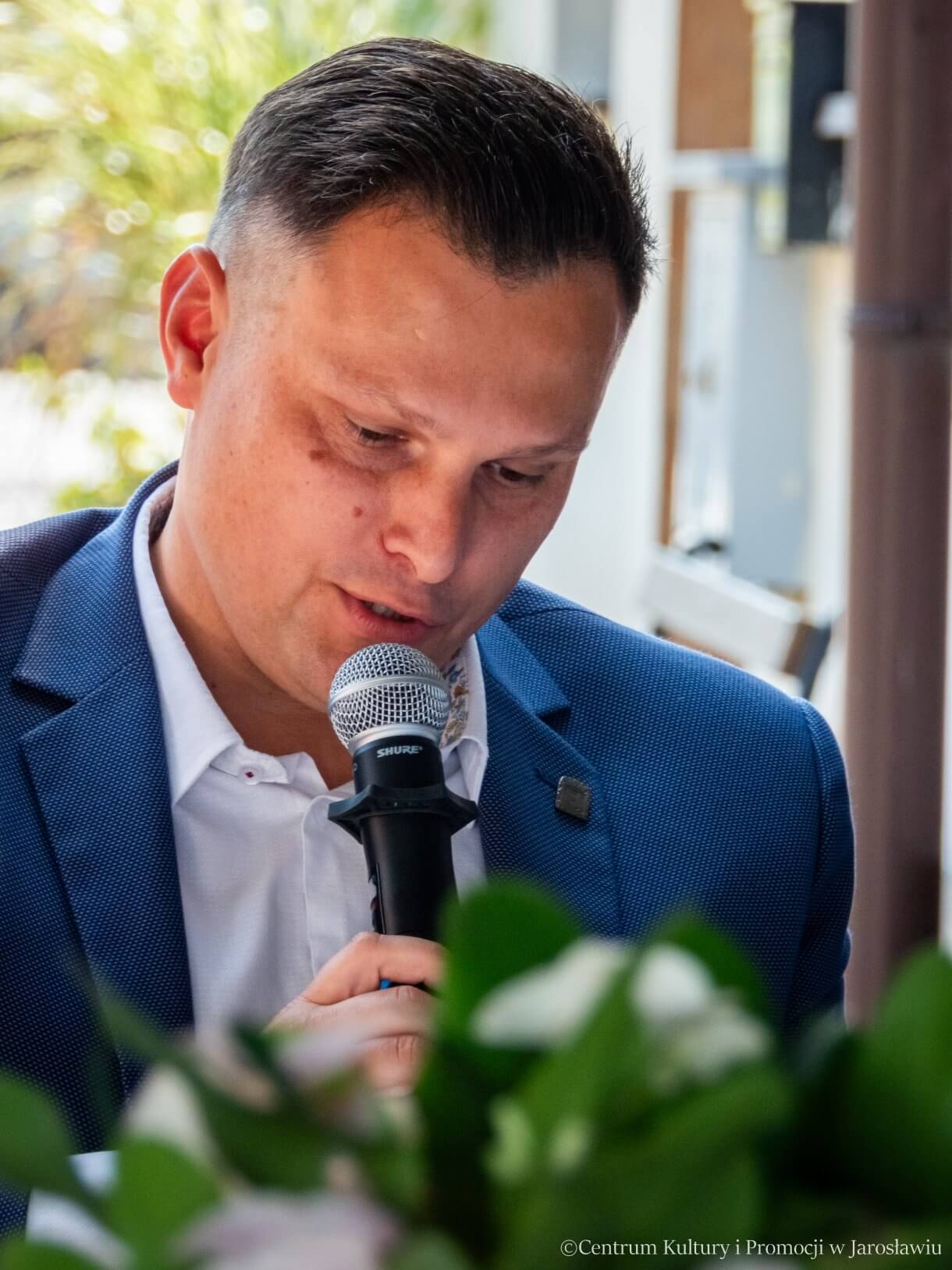 Narodowe Czytanie - uczestnicy - Burmistrz Miasta Jarosławia Marcin Nazarewicza