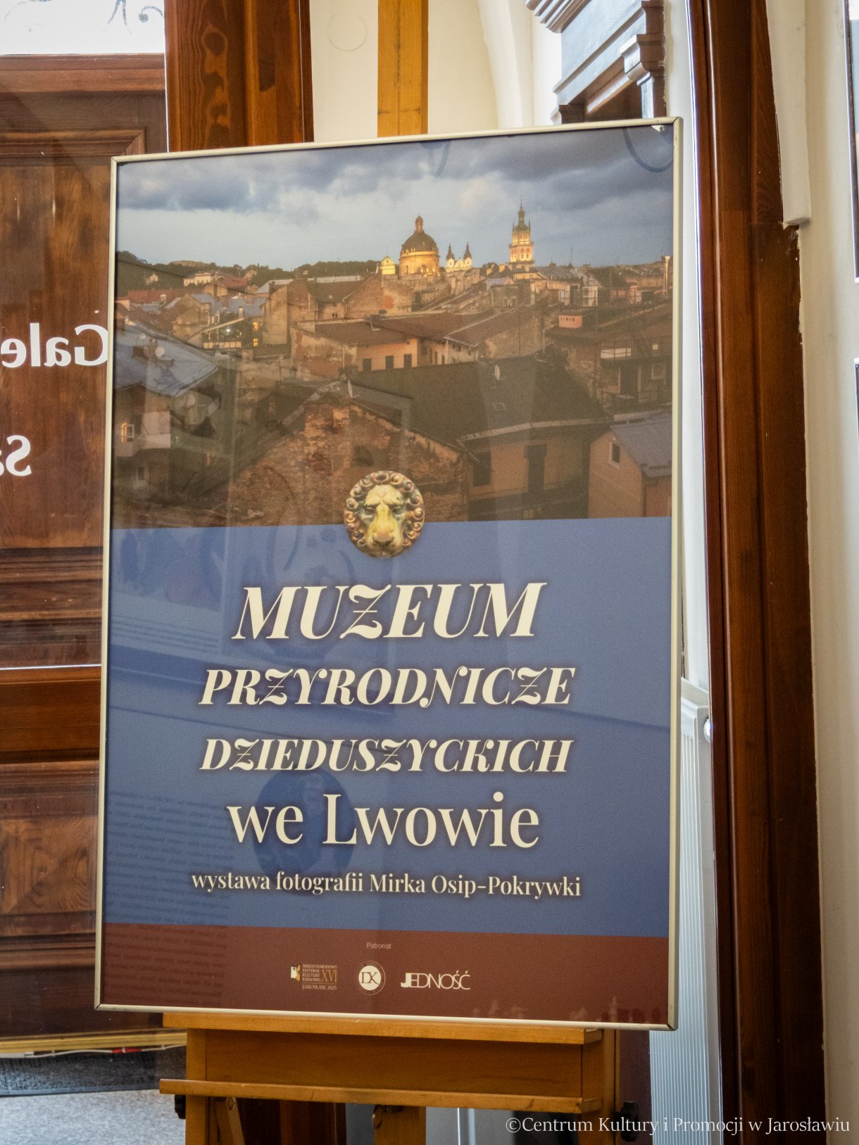 „Muzeum Przyrodnicze we Lwowie jako dzieło życia hrabiego Włodzimierza Dzieduszyckiego” Mirek Osip-Pokrywka Zbiory Muzeum Przyrodniczego we Lwowie, którego założycielem był hr. Włodzimierz Dzieduszycki w jego 200. rocznicę urodzin obchodzimy w tym roku. Wystawa towarzysząca XV Międzynarodowemu Festiwalowi Kultury Kresowej.