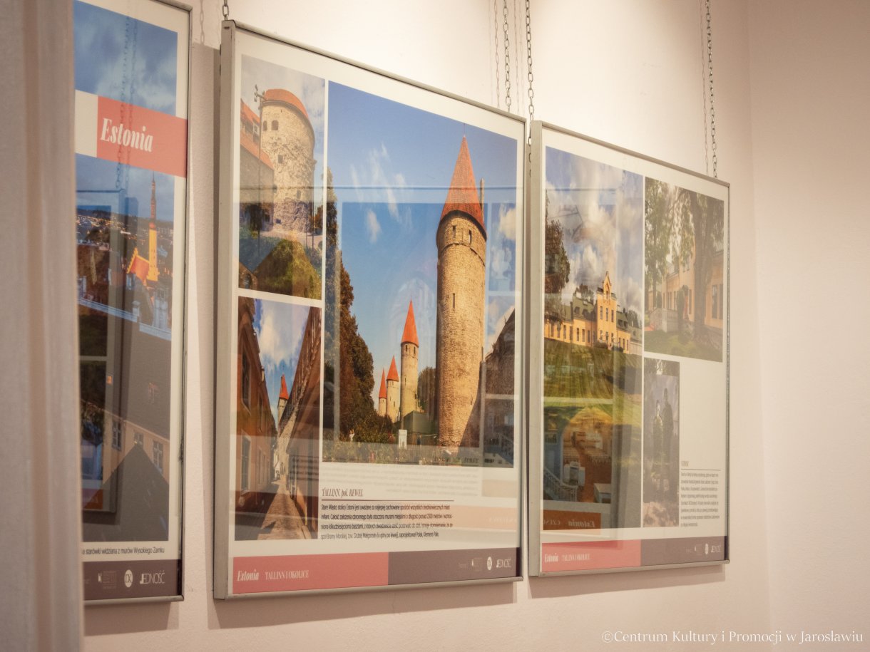 na wstawę „Harmonia kresowego krajobrazu” Mirek Osip – Pokrywką Na prezentowanych w przestrzeniach galerii planszach można podziwiać piękno i harmonię kresowego krajobrazu na przykładzie dawnych Inflant (obecnie Łotwa i Estonia). Autorem ekspozycji jest Mirosław Osip-Pokrywka. Wystawa towarzyszy XVI Międzynarodowemu Festiwalowi Kultury Kresowej