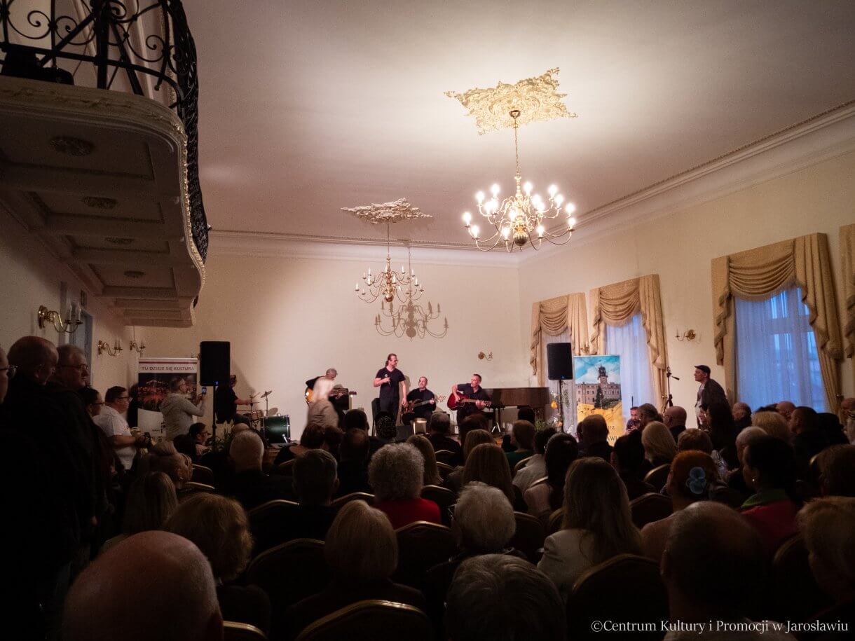LUDZIE JAROSŁAWIA. Fotografia socjologiczna - oficjalne otwarcie wystawy koncert 4Panthers
