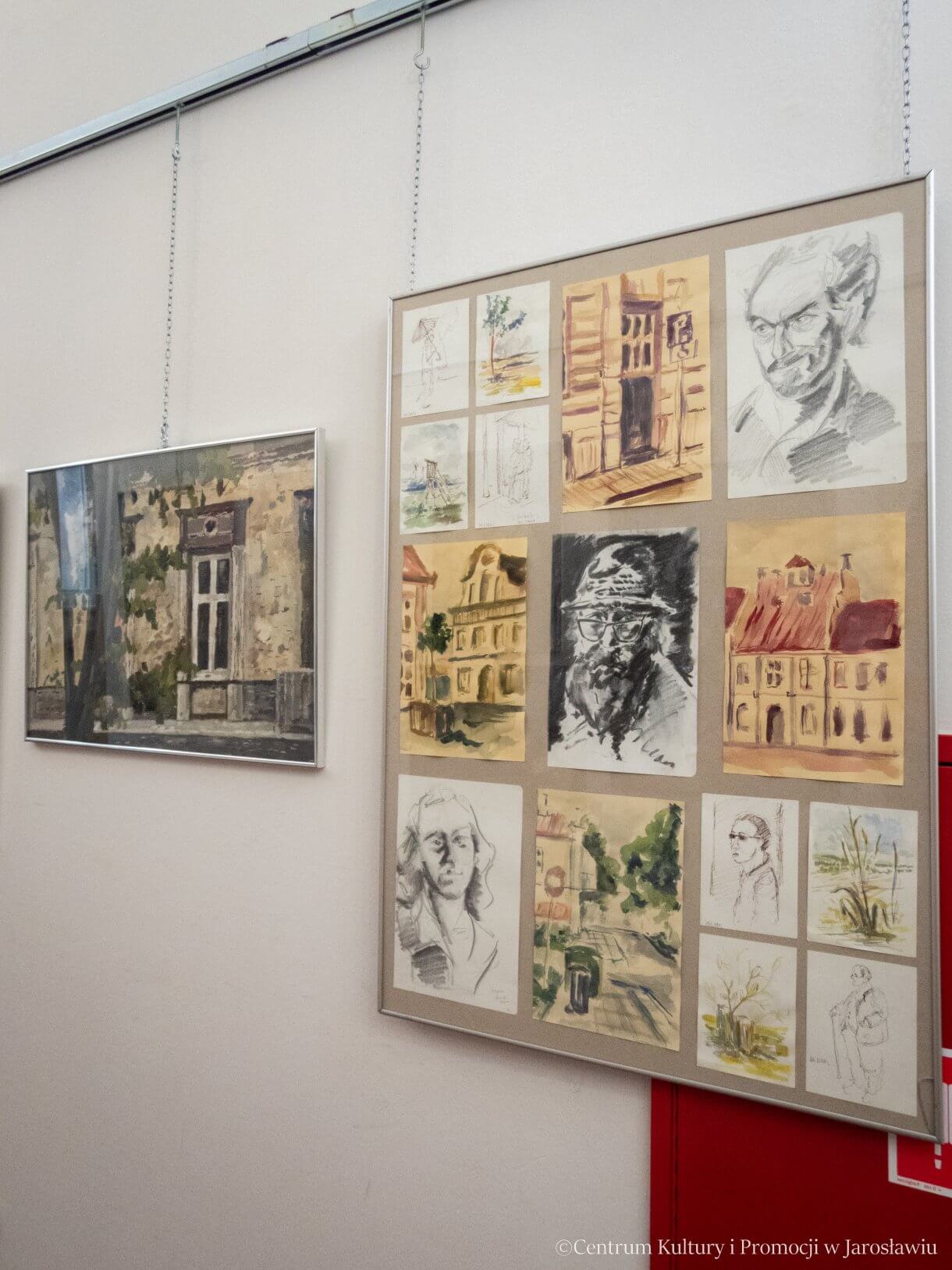 Wystawa prac Marioli Gaweł i Huberta Sawka w Galerii Debiutów - w małej ramie malarstwo, w dużej kilka szkicy ołówkiem