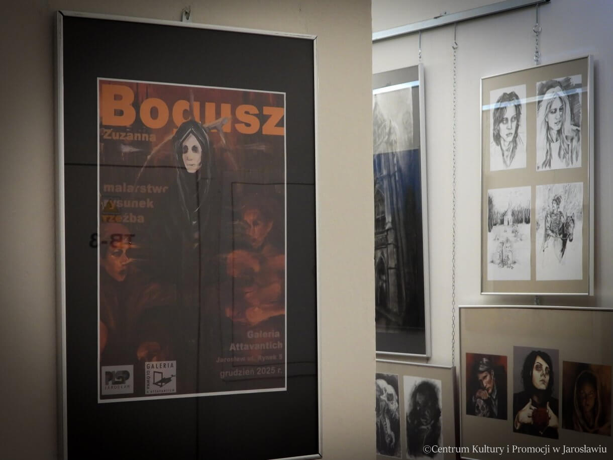 Galeria Debiutów u Attavantich zaprasza na wystawę Zuzanny Bogusz „malarstwo | rysunek | rzeźba” Wystawa prac uczennicy Państwowego Liceum Sztuk Plastycznych im. Stanisława Wyspiańskiego w Jarosławiu. grudzień 2025