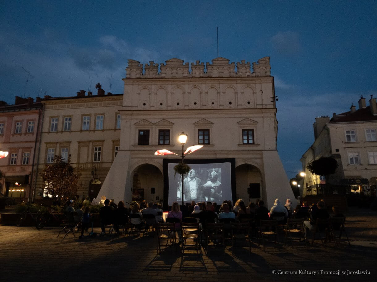 Kulturalne Lato w Mieście – Letnie Kino pod Gwiazdami - plenerowy seans filmowy