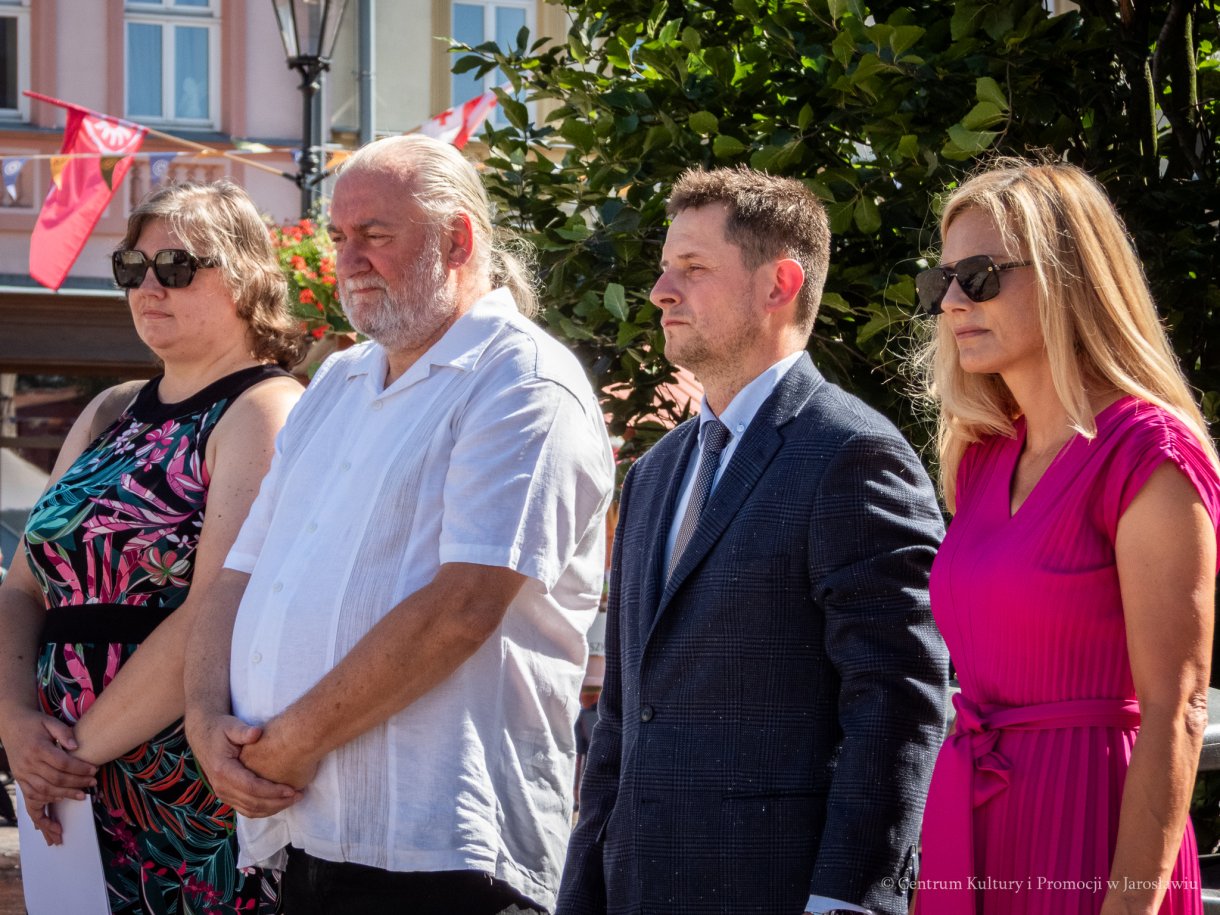 89. rocznica Wielkiego Strajku Chłopskiego w Jarosławiu - delegacje biorące udział w uroczystości