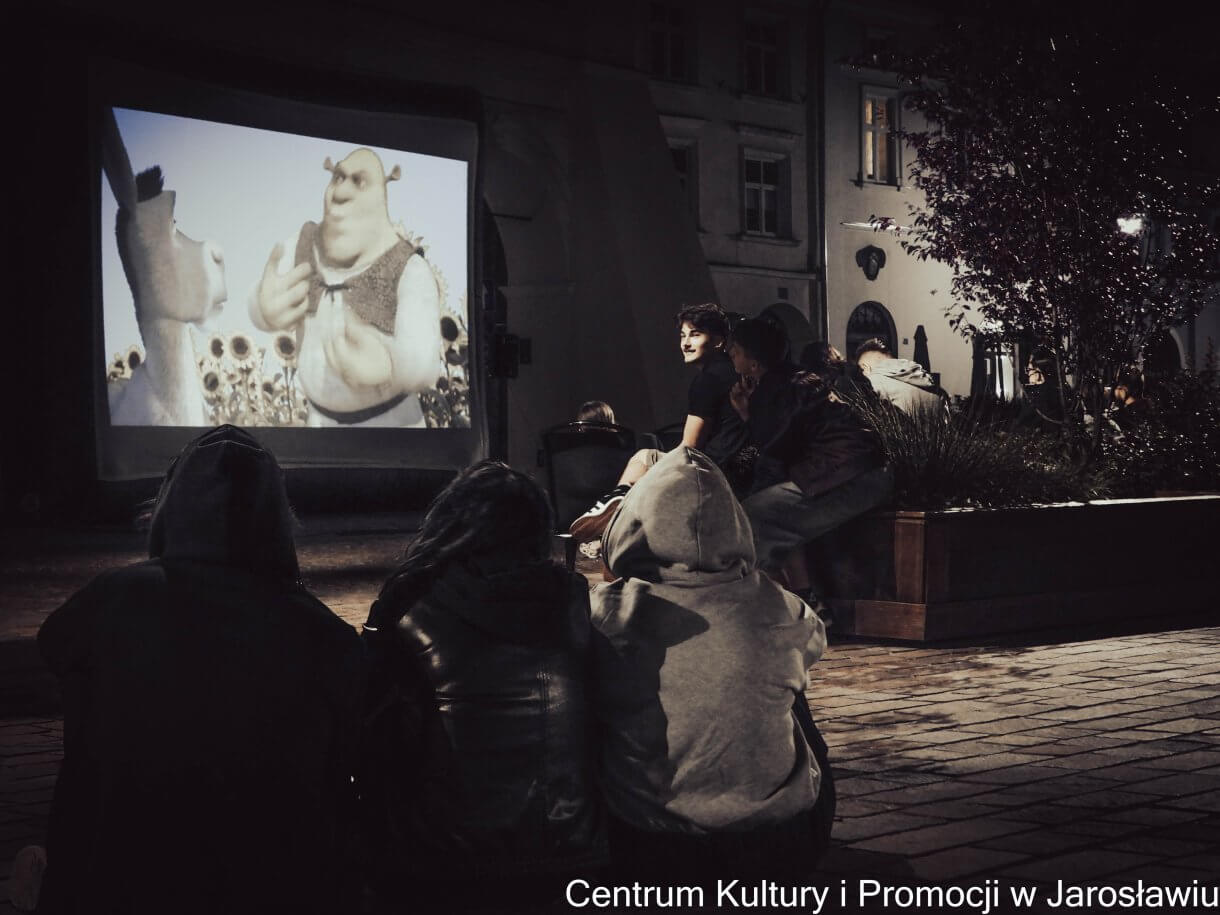 Kulturalne Lato w Mieście – Letnie Kino pod Gwiazdami - plenerowy seans filmowy
