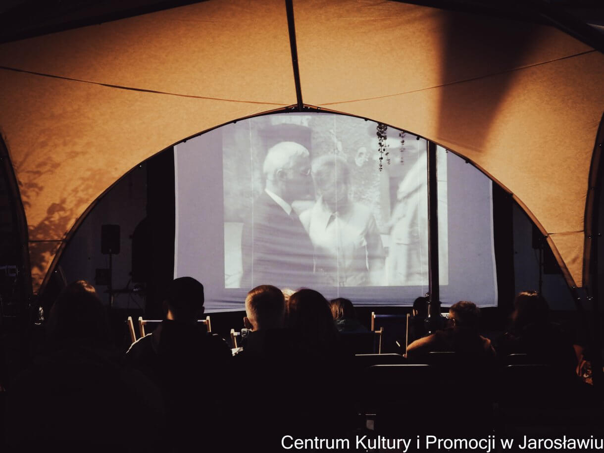 Kulturalne Lato w Mieście – Letnie Kino pod Gwiazdami - plenerowy seans filmowy